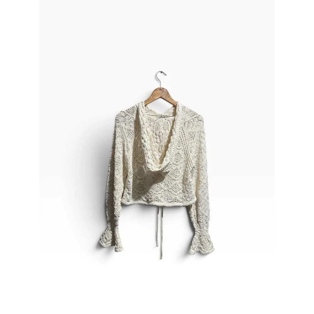 Zara Crotchet Hooded Crop Top Women’s Medium Knit Flared Long Sleeve Sweater